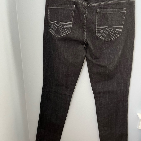 American Eagle Outfitters Black Straight Leg Jeans - Picture 2 of 11